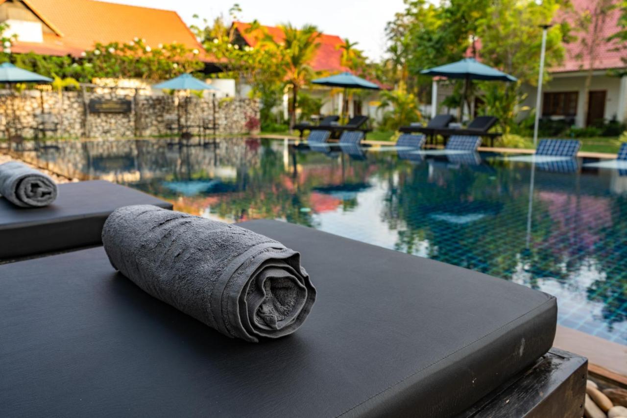 Amazing Smile Angkor Resort Сіємреап Екстер'єр фото